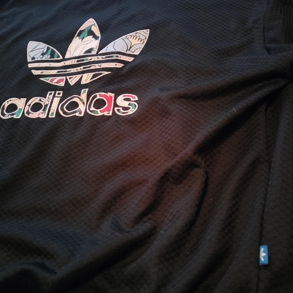 Adidas Textured Crewneck Sweater - Picture 2 of 3